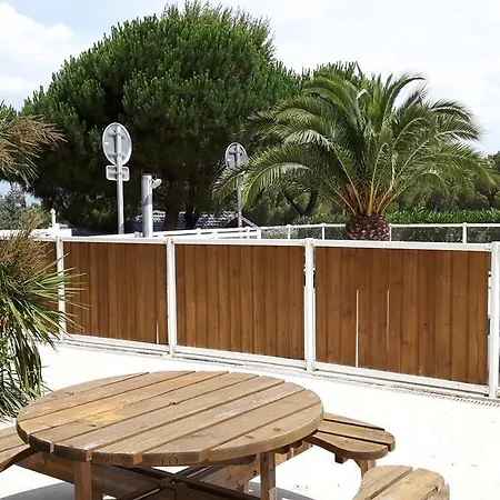 Parc Residentiel Les Hauts De Baldy Holiday park Agde